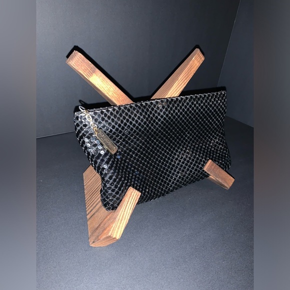 Whiting & Davis International, Black Metal Mesh Wallet/ Zip up Clutch/ Bag - Picture 1 of 9